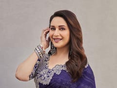 'धक धक गर्ल' माधुरी दीक्षितचे 'हे' 10 चित्रपट नक्की पाहा; IMDb वर आहे सर्वाधिक रेटिंग
