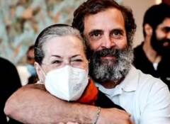 Mothers Day: ਰਾਹੁਲ ਗਾਂਧੀ ਨੇ 'ਮਦਰਸ ਡੇ' 'ਤੇ ਮਾਂ ਸੋਨੀਆ ਗਾਂਧੀ ਨੂੰ ਜਫੀ ਪਾਉਂਦਿਆਂ ਸਾਂਝੀ ਕੀਤੀ ਤਸਵੀਰ, ਇਦਾਂ ਕੀਤਾ ਵਿਸ਼