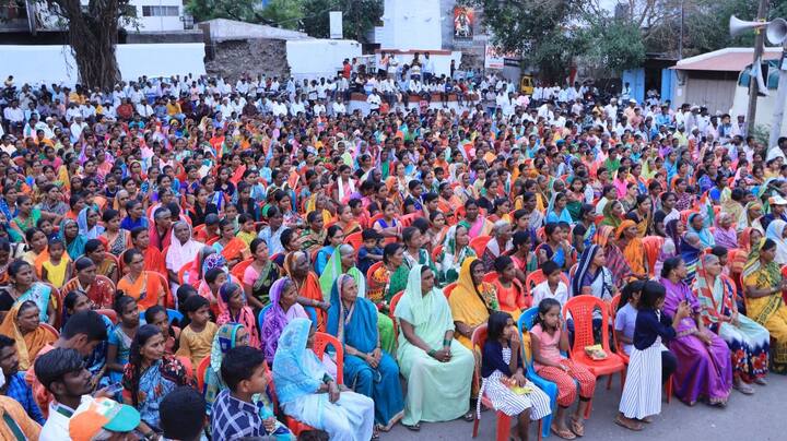 यावेळी आमदार जयश्री जाधव, सचिन चव्हाण, राजाराम गायकवाड यांच्यासह कार्यकर्ते उपस्थित होते.
