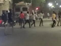 महाराष्ट्र के अकोला में तनाव, पथराव के बाद कई गाड़ियों को फूंका, शहर में धारा 144 लागू