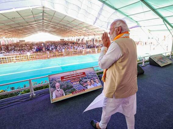 Karnataka Assembly Election Results 2023: कांग्रेस के लोकल कैंपेन ने नेशनल मुद्दों पर चलाया बुलडोजर, जानें किन फैक्टर्स की वजह से हारी BJP Karnataka Assembly Election Results 2023: कांग्रेस के लोकल कैंपेन ने नेशनल मुद्दों पर चलाया बुलडोजर, जानें किन फैक्टर्स की वजह से हारी BJP