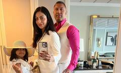 Neeru Bajwa: ਨੀਰੂ ਬਾਜਵਾ ਪਰਿਵਾਰ ਨਾਲ ਮਨਾ ਰਹੀ ਛੱੁਟੀਆਂ, ਪਤੀ ਹੈਰੀ ਤੇ ਧੀ ਨਾਲ ਦੇਖੋ ਅਦਾਕਾਰਾ ਦਾ ਮਸਤੀ ਭਰਿਆ ਅੰਦਾਜ਼