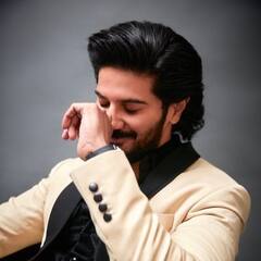 Dulquer Salmaan :மலையாள நடிகர் துல்கர் சல்மானின் அடுத்த இயக்குனர் இவர்தானா ? வெளிவந்த புதிய அப்-டேட் !
