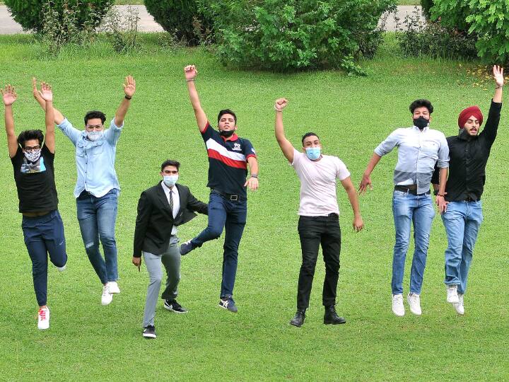 ​CISCE 12th Result 2023 Declared Check ISC Class 12 Result Marksheet Pass Percentage cisce.org ISC 12th Result 2023 Out: ​आईएससी 12वीं के नतीजे घोषित, यहां देखें टॉपर्स लिस्ट