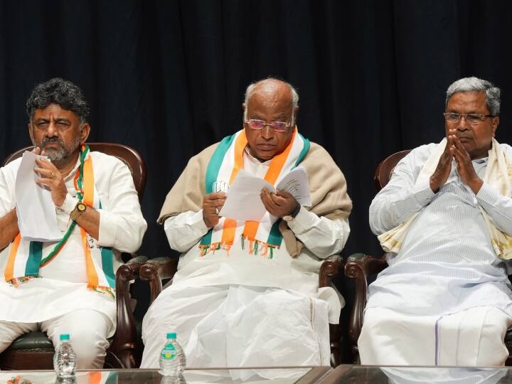 karnataka election results 2023 siddaramaiah vs dk shivakumar who will win cm race strength and weakness of both DK Shivakumar Vs Siddaramaiah: डीके शिवकुमार या सिद्धारमैया, कर्नाटक CM की रेस में कौन किस पर भारी? जानें