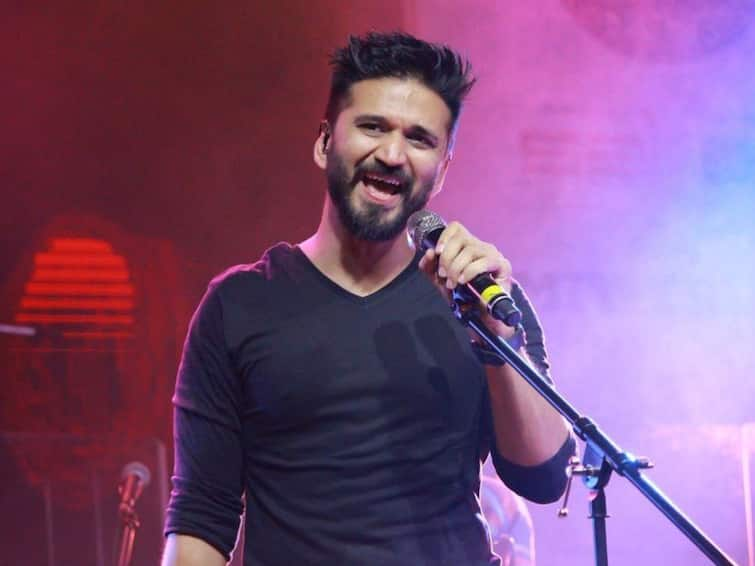 Mother's Day Special: Amit Trivedi's Songs That Celebrate The Unconditional Love Of A Mother Mother's Day Special: Amit Trivedi's Songs That Celebrate The Unconditional Love Of A Mother