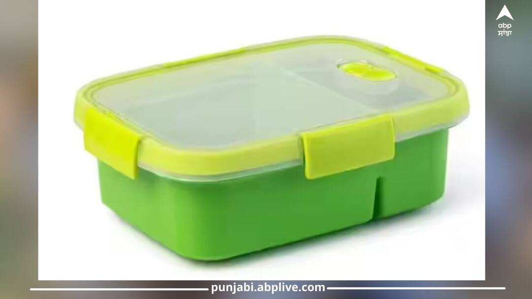ਪਲਾਸਟਿਕ ਦੇ ਲੰਚ ਬਾਕਸ ਤੋਂ ਆਉਂਦੀ ਹੈ ਬਦਬੂ? ਇਨ੍ਹਾਂ ਤਰੀਕਿਆਂ ਨਾਲ ਲੰਚ ਬਾਕਸ 'ਚੋਂ 5 ਮਿੰਟ 'ਚ ਗਾਇਬ ਹੋ ਜਾਵੇਗੀ ਬਦਬੂ how-to-clean-plastic-lunch-box-and-how-to-make-it-smell-free-use-this-tips ਪਲਾਸਟਿਕ ਦੇ ਲੰਚ ਬਾਕਸ ਤੋਂ ਆਉਂਦੀ ਹੈ ਬਦਬੂ? ਇਨ੍ਹਾਂ ਤਰੀਕਿਆਂ ਨਾਲ ਲੰਚ ਬਾਕਸ 'ਚੋਂ 5 ਮਿੰਟ 'ਚ ਗਾਇਬ ਹੋ ਜਾਵੇਗੀ ਬਦਬੂ