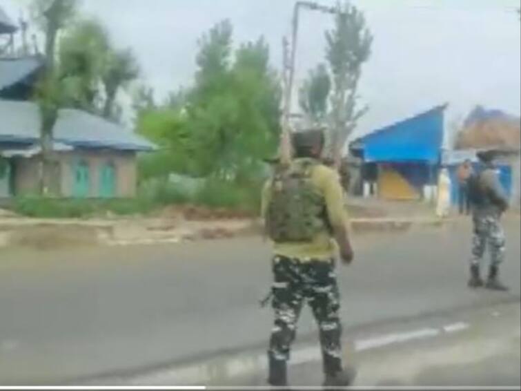 J&K Encounter Breaks Out Between Terrorist Security Personnel Andwan Sagam Area Anantnag J&K: Encounter Breaks Out Between Terrorist And Security Personnel In Anantnag