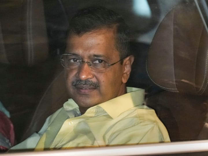 Arvind kejriwal reaction on ED raid on Tamil Nadu Minister V Senthil Balaji तमिलनाडु के मंत्री पर ED की छापेमारी, CM केजरीवाल बोले- 'बीजेपी राजनीतिक बदले की भावना में...'