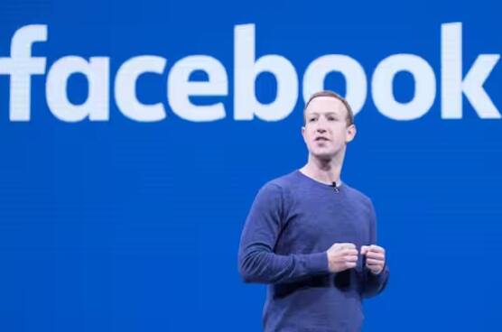 ਫੇਸਬੁੱਕ ਨੂੰ ਹੁਣ ਮੇਟਾ ਦਾ ਨਾਂਅ ਦਿੱਤਾ ਗਿਆ ਹੈ। ਉਸ ਦੇ ਸੀਈਓ ਮਾਰਕ ਜੁਕਰਬਰਗ ਨੂੰ ਕਲਰ ਬਲਾਈਂਡਨੈਸ ਦੀ ਬਿਮਾਰੀ ਹੈ। ਉਹ ਲਾਲ ਅਤੇ ਹਰਾ ਰੰਗ ਨਹੀਂ ਦੇਖ ਸਕਦੇ। ਇਸ ਕਰਕੇ ਫੇਸਬੁੱਕ ਦਾ ਰੰਗ ਲਾਲ ਜਾਂ ਹਰਾ ਨਹੀਂ ਹੈ। ਉਨ੍ਹਾਂ ਨੂੰ ਨੀਲਾ ਰੰਗ ਬਿਲਕੁਲ ਸਾਫ ਨਜ਼ਰ ਆਉਂਦਾ ਹੈ। ਇਹੀ ਵਜ੍ਹਾ ਹੈ ਕਿ ਫੇਸਬੁੱਕ ਦਾ ਰੰਗ ਬਿਲਕੁਲ ਨੀਲਾ ਹੈ।