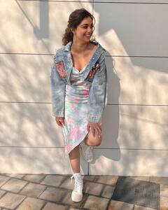 అందమంతా కళ్ళలోనే దాచిన కళావతి... కిర్తి సురేష్ ఫోటోలు పాతవే కొత్తగా