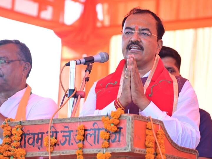 Keshav Prasad Maurya Panchayat Sirathu BJP Candidate Defeted UP Nikay Chunav not get 100 votes ANN UP Politics: केशव प्रसाद मौर्य के दावे फेल, विधानसभा के बाद निकाय में भी घर में हारे, बीजेपी को 100 वोट भी नहीं मिले