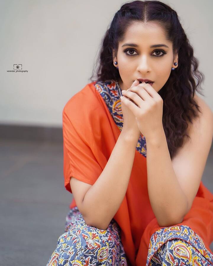 రష్మి గౌతమ్ లేటెస్ట్ పిక్స్