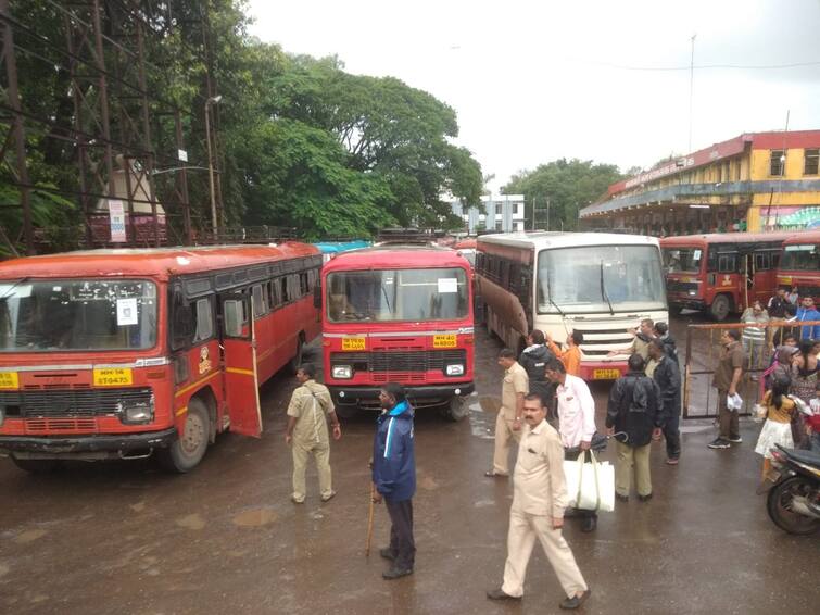 Ashadhi Ekadashi 2023 tsrtc will run 5000 special extra buses for pandharpur from different district of Maharashtra Ashadhi Ekadashi 2023: चांगली बातमी! आषाढी एकादशीनिमित्ताने पंढरपूर वारकऱ्यांसाठी एसटी महामंडळ 5000 बसेस सोडणार