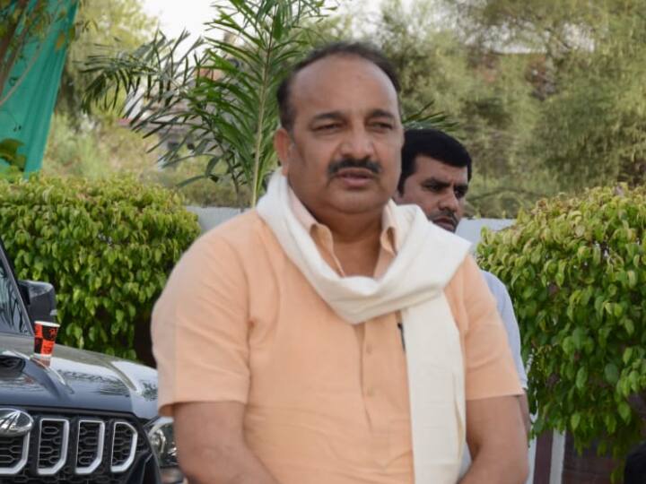 UP Nikay Chunav Results: सोनिया गांधी के गढ़ रायबरेली में नगर पालिका सीट कैसे हारी बीजेपी? मंत्री दिनेश सिंह ने दिया जवाब UP Nikay Chunav Results minister dinesh singh replied on why BJP lose municipality seat in Raebareli UP Nikay Chunav Results: सोनिया गांधी के गढ़ रायबरेली में नगर पालिका सीट कैसे हारी बीजेपी? मंत्री दिनेश सिंह ने दिया जवाब