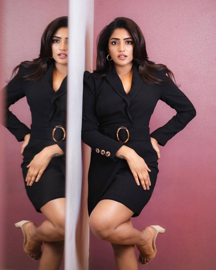 అందం, అభినయం ఉన్నా ఎందుకో అవకాశాలు అందిపుచ్చుకోలేకపోతోంది. Images Credit: Eesha Rebba/ Instagram