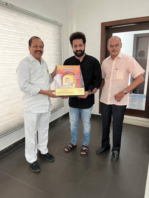 NTR Centenary Celebrations : హైదరాబాద్ లో జరగనున్న NTR@100 కు హాజరుకావాలని ఆహ్వానం | ABP Desam