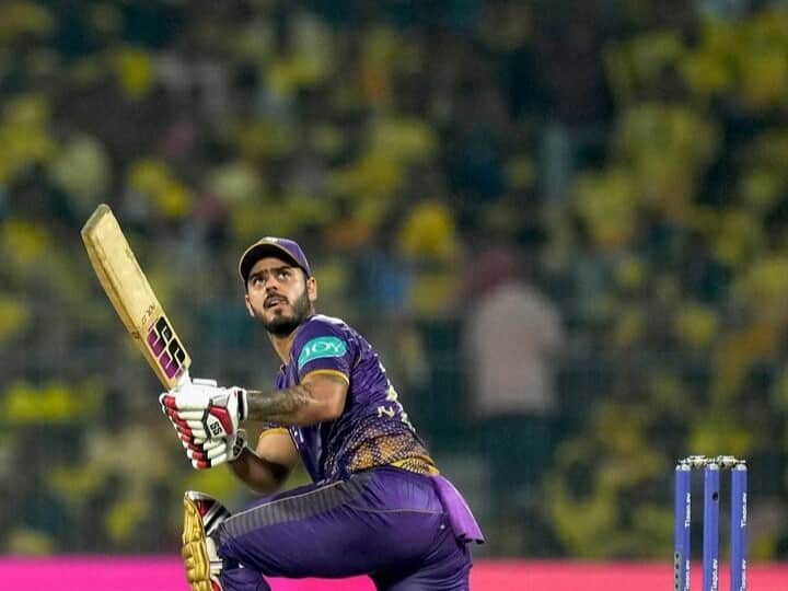 ipl 2023 csk vs kkr kolkata knight riders captain nitish rana fined 24 lakh due to slow over rate other team player to pay 6 lakh CSK vs KKR: चेन्नई के खिलाफ केकेआर से हुई भारी चूक, कप्तान नितीश राणा और टीम मेंबर्स को चुकाने पड़ेगें लाखों रुपये
