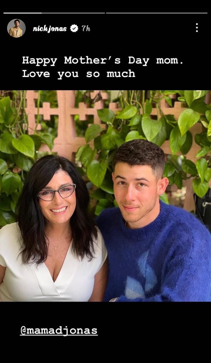 अनोखे अंदाज में Nick Jonas ने मां और सास को विश किया मदर्स डे, पत्नी प्रियंका और बेटी मालती की अनसीन फोटो की शेयर