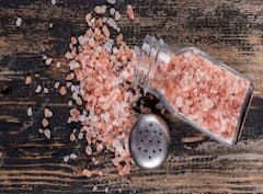 ਜੇਕਰ ਤੁਸੀਂ ਸੇਂਧਾ ਨਮਕ ਦਾ ਸੇਵਨ ਕਰਦੇ ਹੋ ਤਾਂ ਹੋ ਜਾਓ ਸਾਵਧਾਨ, ਇਨ੍ਹਾਂ ਬਿਮਾਰੀਆਂ ਨੂੰ ਦੇ ਰਹੇ ਹੋ ਸੱਦਾ