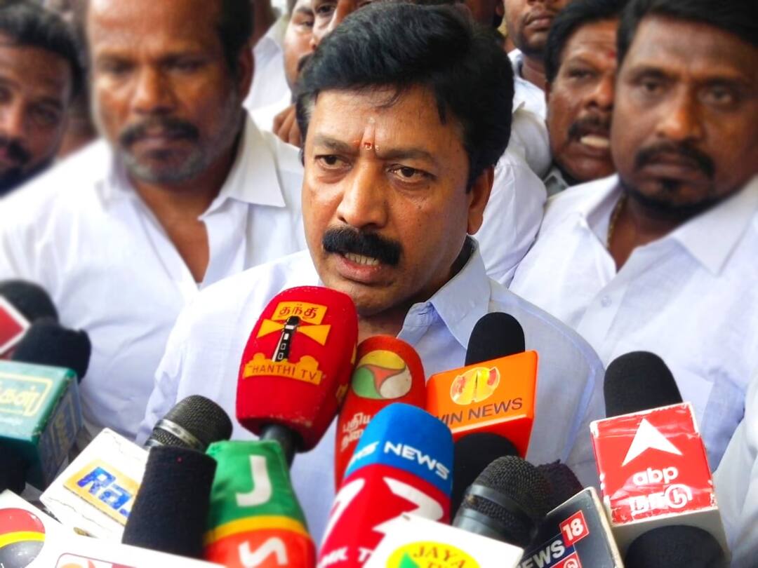 TN Hooch Tragedy: கள்ளச்சாராயம், போதை பொருட்கள் விற்பனைக்கு அரசியல்வாதிகளே  காரணம் - சி.வி.சண்முகம்