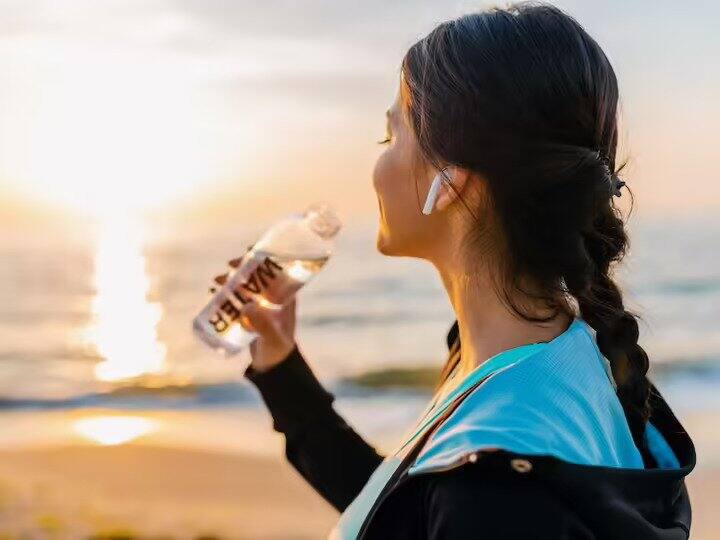 What is silent dehydration and know how much your body needs water 75 फीसदी भारतीयों को नहीं होता है प्यास का एहसास....हो जाती है साइलेंट डिहाइड्रेशन की समस्या