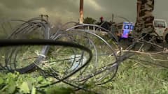 প্রবল ঝড়, ভাতারে থমকে গেল অভিষেকের রোড শো