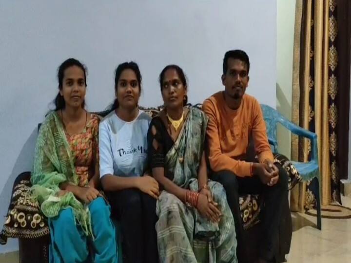 Chhattisgarh: बालोद के बेटे ने रचा इतिहास, लगातार तीसरी बार पास की पीएससी की परीक्षा, DSP के पद पर हुआ चयन Success Story Dushyant Kumar of Balod passed the PSC exam for the third consecutive time, got selected for the post of DSP ann Chhattisgarh: बालोद के बेटे ने रचा इतिहास, लगातार तीसरी बार पास की पीएससी की परीक्षा, DSP के पद पर हुआ चयन