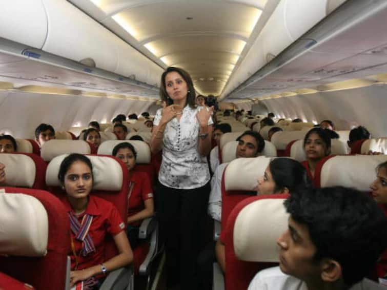 Punjab Police Arrest Man For 'Molesting' Air Hostess On Dubai-Amritsar Flight Punjab Police Male Passenger Arrested Molesting Air Hostess Dubai Amritsar Flight Punjab Police Arrest Man For 'Molesting' Air Hostess On Dubai-Amritsar Flight