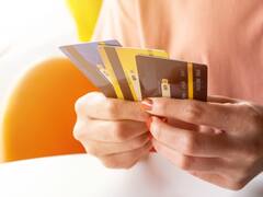 क्रेडिट स्कोर खराब है तो ऐसे मिलेगा क्रेडिट कार्ड, जानें क्या है नियम