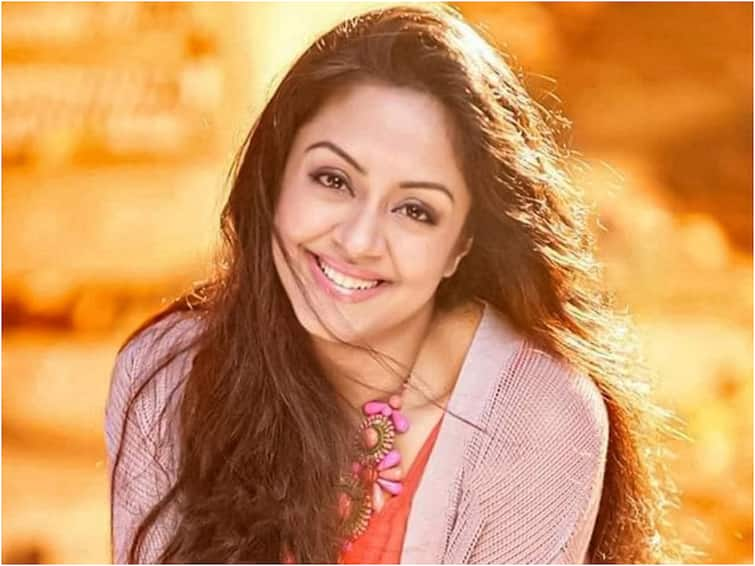 Jyothika will re-entering Bollywood after 20 years 20 ఏళ్ల తర్వాత బాలీవుడ్‌లోకి జ్యోతిక రీఎంట్రీ