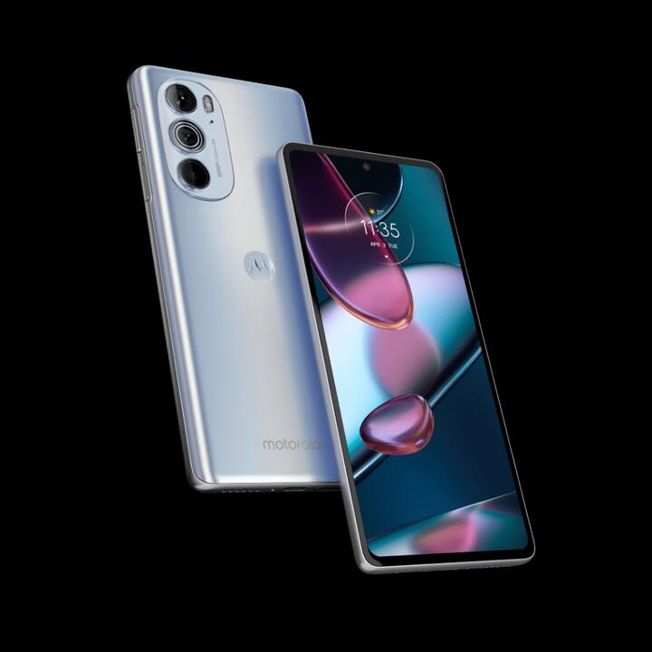 Motorola Edge 30 Pro अब एक पुराना डिवाइस हो चुका है, फिर भी अगर आप मोटोरोला फोन चाहते हैं और एक नया फोन आने का इंतजार नहीं कर सकते हैं तो यह अभी भी खरीदने के लिए अवेलेबल है। यह स्नैपड्रैगन 8 Gen 1 SoC पर काम करता है और इसमें 6.7-इंच 144Hz डिस्प्ले दी गई है।