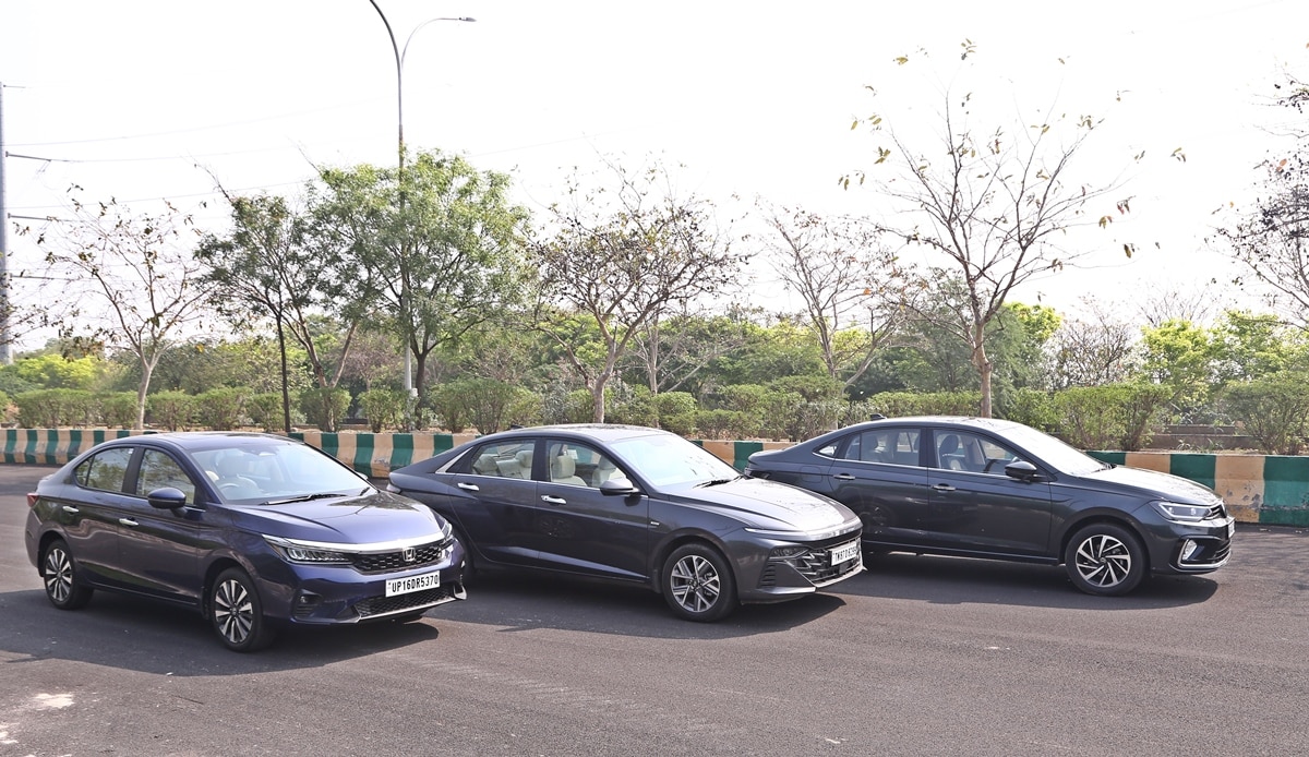 Sedan Car Comparison: नई हुंडई वरना या होंडा सिटी या फॉक्सवैगन वर्ट्स, खरीदने से पहले जान लीजिये कौन सी सेडान कार है बेहतर?