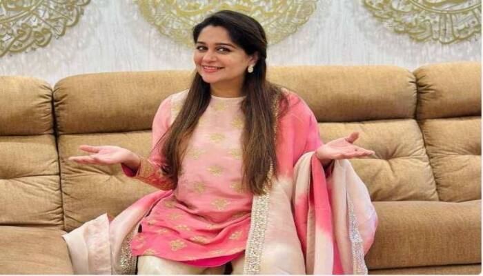 Dipika Kakar Education: ਛੋਟੇ ਪਰਦੇ ਦੀ ਮਸ਼ਹੂਰ ਅਦਾਕਾਰਾ ਦੀਪਿਕਾ ਕੱਕੜ ਨੂੰ ਐਕਟਿੰਗ ਵਿੱਚ ਮੁਹਾਰਤ ਹਾਸਲ ਹੈ ਪਰ ਕੀ ਤੁਸੀਂ ਜਾਣਦੇ ਹੋ ਕਿ ਅਸਲ ਜ਼ਿੰਦਗੀ ਵਿੱਚ ਉਹ ਕਿੰਨੀ ਪੜ੍ਹੀ-ਲਿਖੀ ਹੈ।