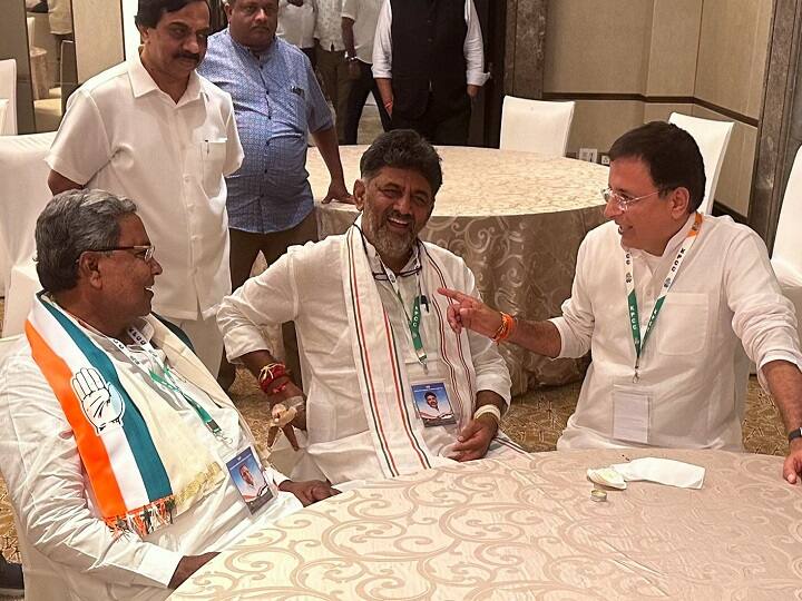 कौन होगा कर्नाटक का सीएम, कांग्रेस के पास हैं फैसला लेने के लिए तीन रास्ते? Congress 3 Formula On CM Selection In Karnataka Know whose side stronger Siddaramaiah or Shivakumar abpp कौन होगा कर्नाटक का सीएम, कांग्रेस के पास हैं फैसला लेने के लिए तीन रास्ते?