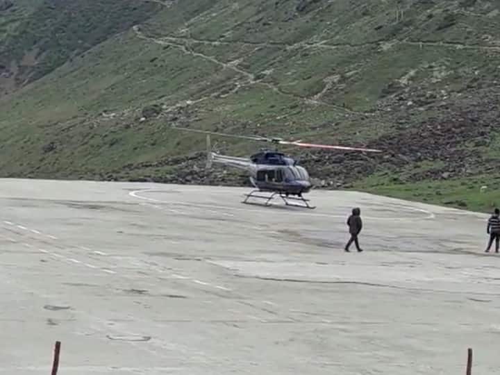 Kedarnath Yatra 2023: केदारनाथ धाम जाने वाले यात्री सावधान! हेलीकॉप्टर टिकट के नाम पर श्रद्धालुओं से हो रही है ठगी Kedarnath Yatra 2023 cheating of one lakh in the name of helicopter ticket accused arrested ANN Kedarnath Yatra 2023: केदारनाथ धाम जाने वाले यात्री सावधान! हेलीकॉप्टर टिकट के नाम पर श्रद्धालुओं से हो रही है ठगी