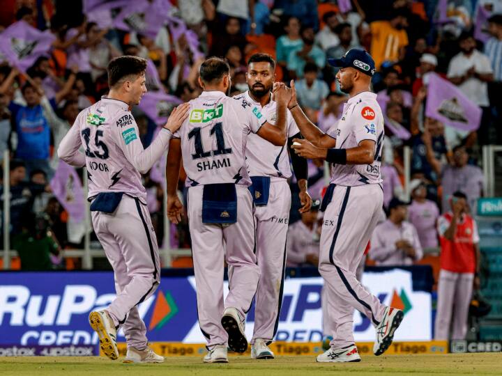 IPL 2023 GT won the match qualified for playoffs by 34 runs against SRH at Narendra Modi Stadium IPL 2023, GT vs SRH : शमी-शर्माचा भेदक मारा, गुजरातचा हैदराबादवर 34 धावांनी विजय