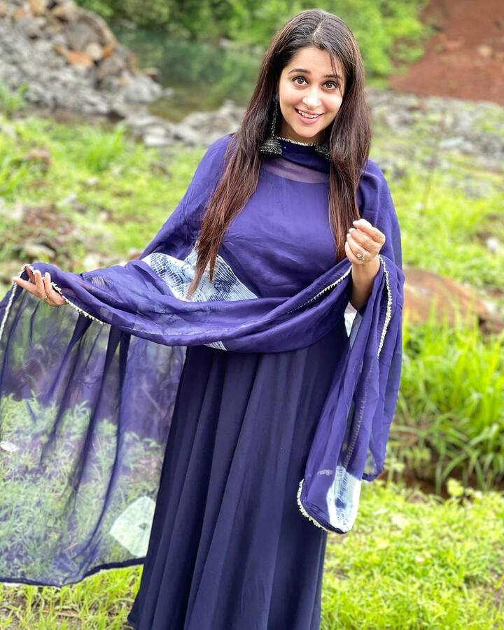 दीपिका कभी लक्ष्मी बनीं तो कभी हीरोइन, फिल्मों में भी काम किया, कुल मिलाकर ये कहना गलत नहीं होगा कि दीपिका ने इंडस्ट्री में अपना एक अलग मुकाम हासिल किया है.