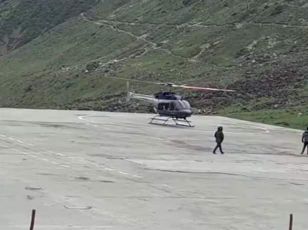 kedarnath-yatra-2023-cheating-of-one-lakh-in-the-name-of-helicopter-ticket-accused-arrested-ann Kedarnath Yatra 2023: ਕੇਦਾਰਨਾਥ ਧਾਮ ਜਾਣ ਵਾਲੇ ਯਾਤਰੀ ਸਾਵਧਾਨ! ਜਹਾਜ਼ ਦੀ ਟਿਕਟ ਦੇ ਨਾਮ 'ਤੇ ਸ਼ਰਧਾਲੂਆਂ ਨਾਲ ਹੋ ਰਹੀ ਠੱਗੀ