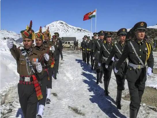 indian-army-and-chinese-army-officials-hold-meeting-along-the-lac-in-ladakh India China Meeting: ਲੱਦਾਖ 'ਚ ਹੋਈ ਭਾਰਤ ਅਤੇ ਚੀਨ ਦੇ ਫੌਜ ਅਧਿਕਾਰੀਆਂ ਦੀ ਬੈਠਕ, ਕਿਸ ਗੱਲ ‘ਤੇ ਹੋਈ ਚਰਚਾ?