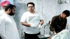 'ਆਪ' ਵਿਧਾਇਕ ਬਣਿਆ ਫਰਿਸ਼ਤਾ ! ਹਾਦਸੇ ਦਾ ਸ਼ਿਕਾਰ ਜ਼ਖਮੀਆਂ ਨੂੰ ਆਪਣੀ ਗੱਡੀ 'ਚ ਪਹੁੰਚਿਆ ਹਸਪਤਾਲ, ਕੋਲ ਖੜ੍ਹ ਕਰਵਾਇਆ ਇਲਾਜ਼