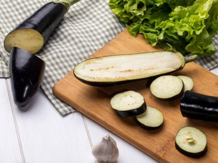 How to stop sliced brinjals from turning black बैंगन काटने का क्या है सही तरीका, फिर नहीं पड़ेंगे काले...