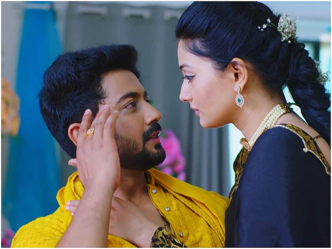 Ennenno Janmalabandham Serial May 16th Episode 412 Written Update Today Episode Ennenno Janmalabandham May 16th: వేద పిచ్చిలో మునిగితేలుతున్న యష్- పెళ్లికి వచ్చిన ఆదిత్య, ఏం జరగబోతోంది!