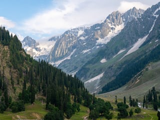 10 Breathtaking Scenic Mountain Vistas To Visit This Summer