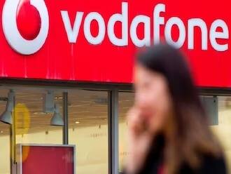 Vodafone Layoffs Telecoms Giant Vodafone Jobs Cut 11000 Employees Says CEO Margherita Della Valle Vodafone Layoffs: ১১ হাজার কর্মী ছাঁটাই করবে ভোডাফোন, এই সময়ের মধ্যে যাবে চাকরি