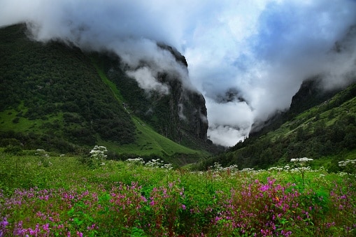 10 Breathtaking Scenic Mountain Vistas To Visit This Summer