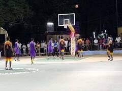 Theni: பெரியகுளத்தில் 62ம் ஆண்டு அகில இந்திய கூடைப்பந்தாட்ட போட்டி துவக்கம் - 21 அணிகள் பங்கேற்பு