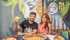 Nil Trina: পিৎজা-আইসক্রিম সহযোগ জমজমাট পেটপুজো, কন্টিনেন্টাল খাবারের স্বাদে মজলেন নীল-তৃণা