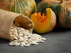 कद्दू के बीजों में छिपे हैं कई जबरदस्त गुण, जानिए इन्हें ब्रेकफास्ट में खाना क्यों जरूरी?