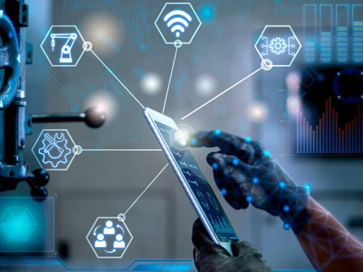 Summarise Web Pages: Since Bard is connected to the Internet, it can summarise online articles, blogs, or just entire websites in a matter of seconds. All you need to do is share the URL with Bard. ChatGPT, on the other hand, is still unable to do so. (Image Credit: Getty)